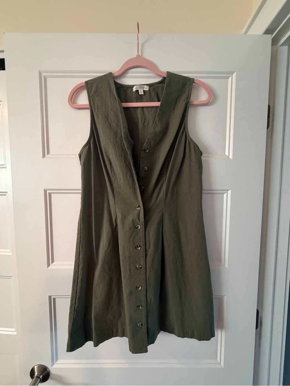 nine britton Olive Sleeveless Button-Front A-Line Tunic